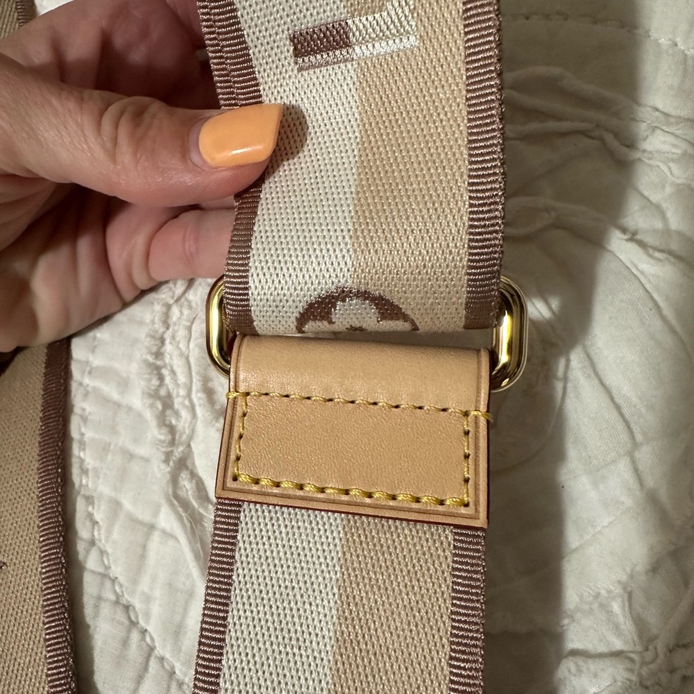 Sold on FB. Louis Vuitton Tan and Beige strap jacquard bandoliere - Picture 5 of 8